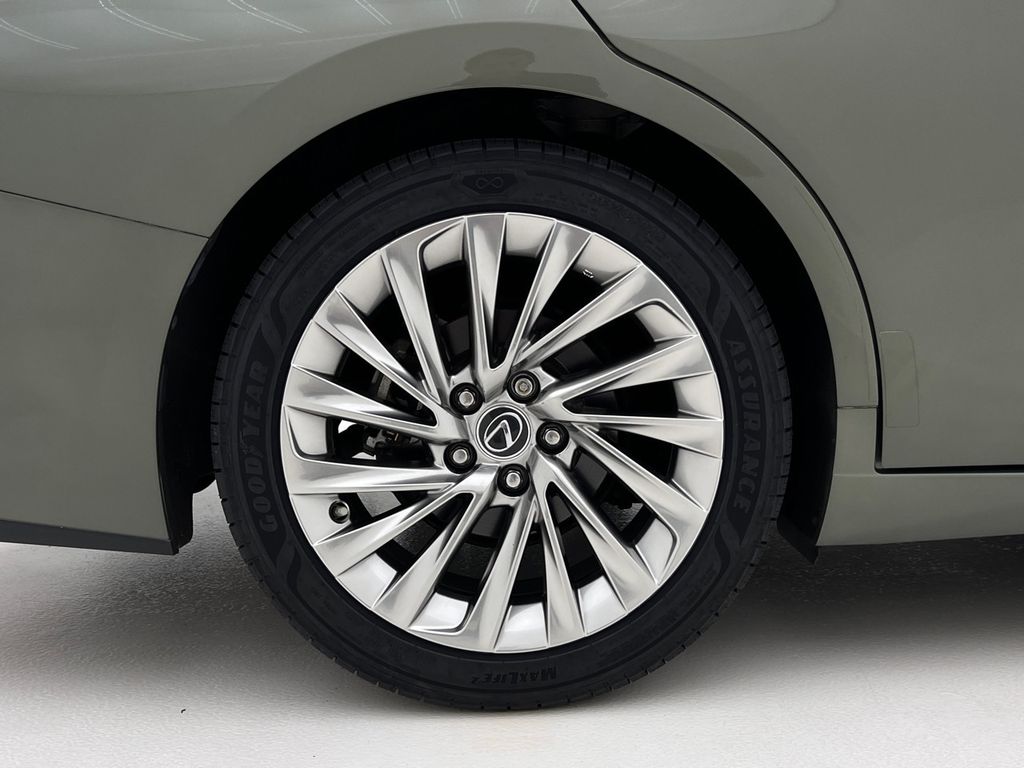 2019 Lexus ES 350 Luxury - Photo 29