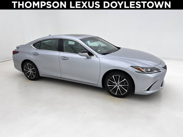 Certified 2025 Lexus ES 300h Base Sedan