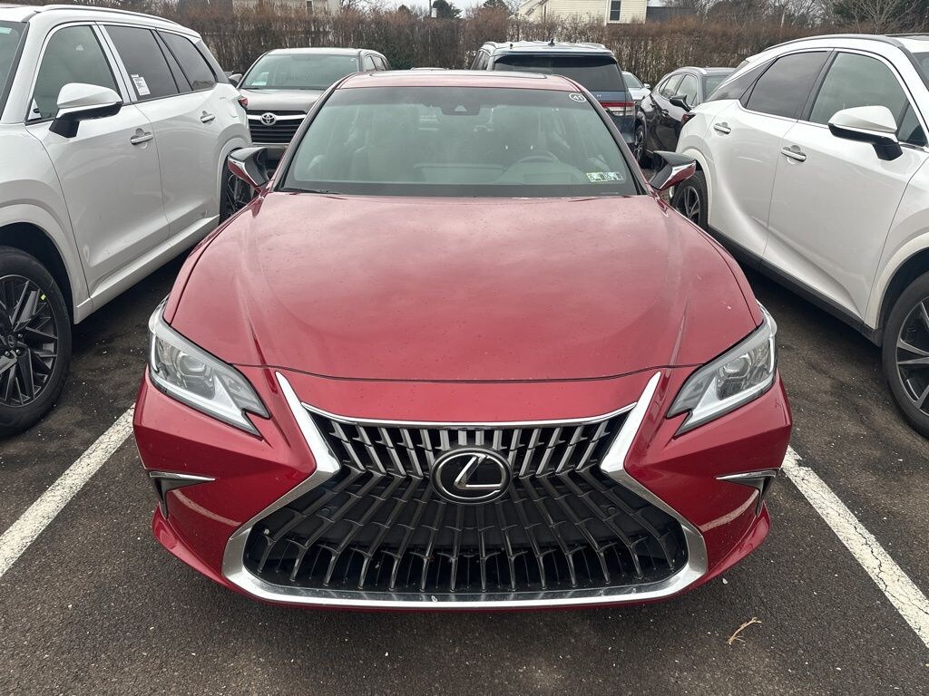 Certified 2025 Lexus ES 350 Base Sedan