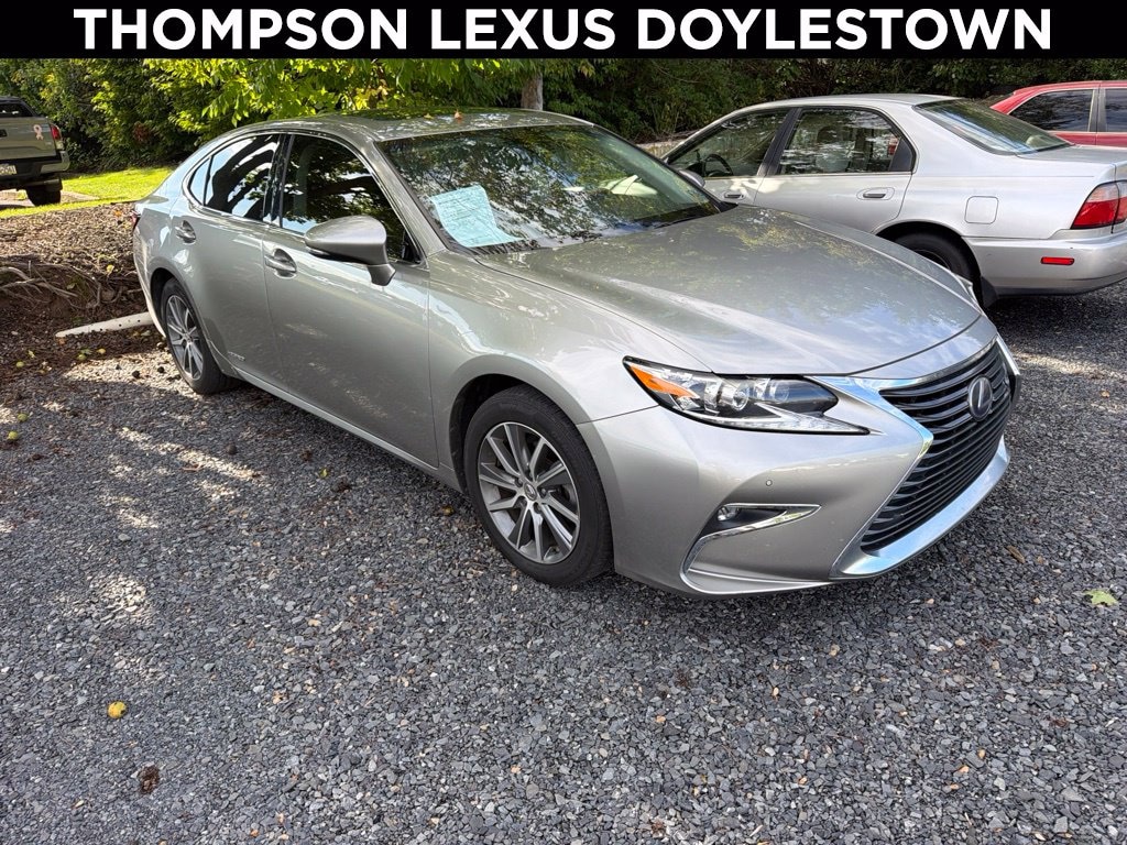 Used 2017 Lexus ES 300h 300h Sedan
