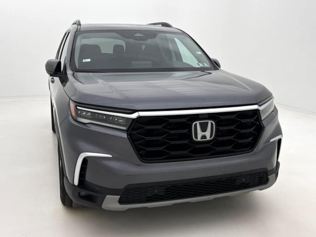 Used 2023 Honda Pilot Elite SUV