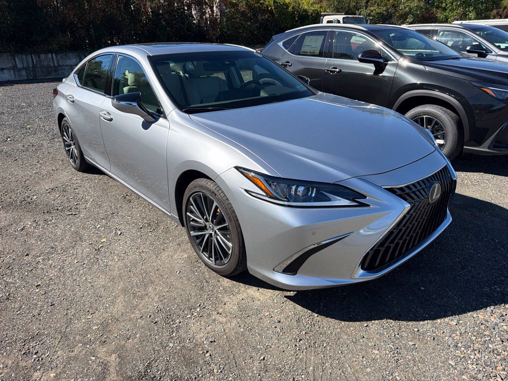 Used 2025 Lexus ES 300h Base Sedan