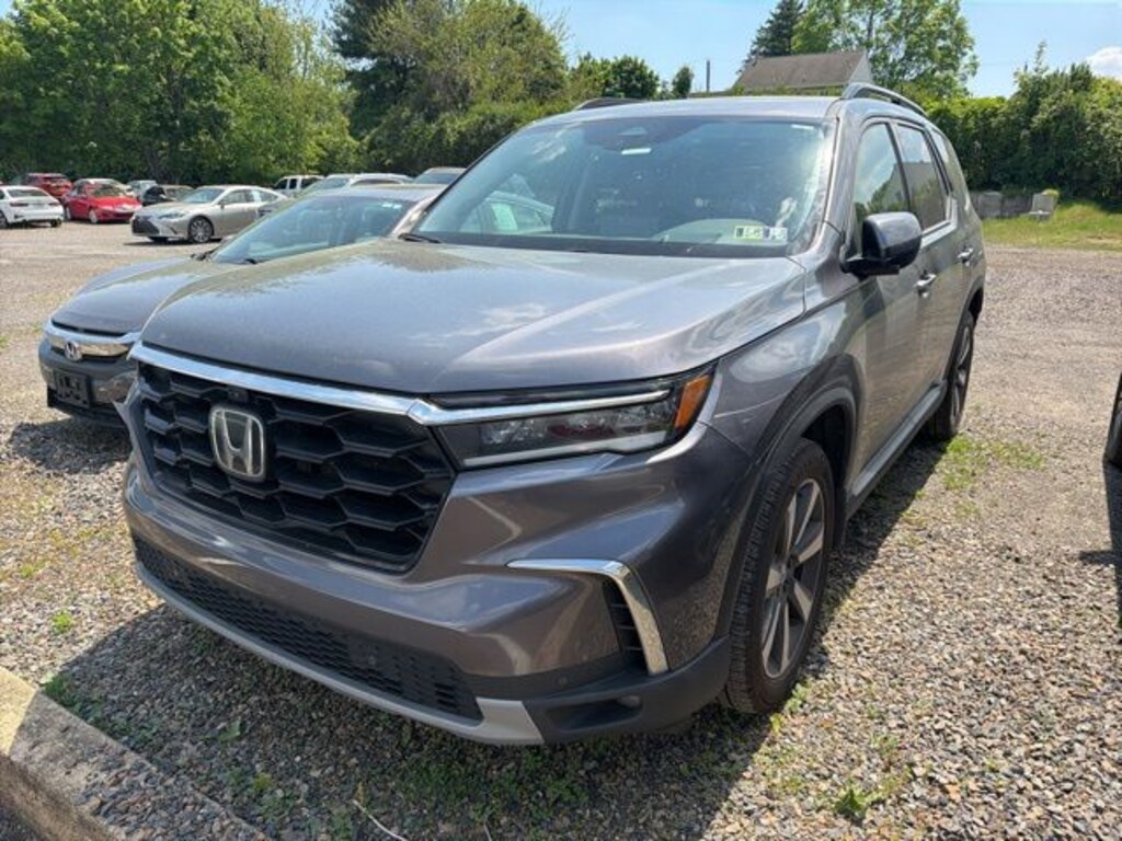 Used 2023 Honda Pilot Elite SUV