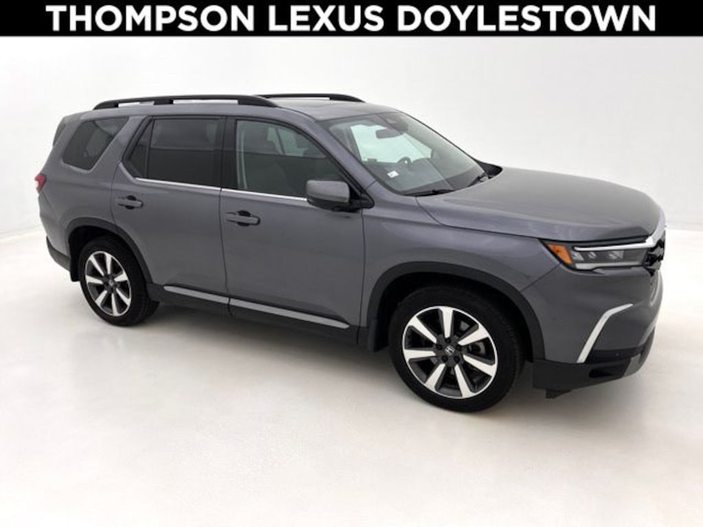 Used 2023 Honda Pilot Elite SUV