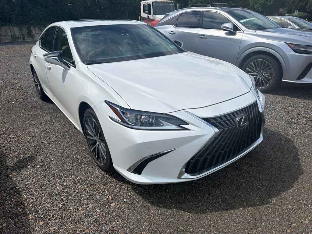 Certified 2024 Lexus ES 300h Base Sedan