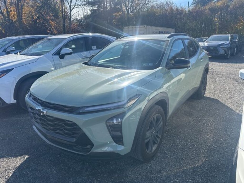 Used 2024 Chevrolet Trax ACTIV SUV