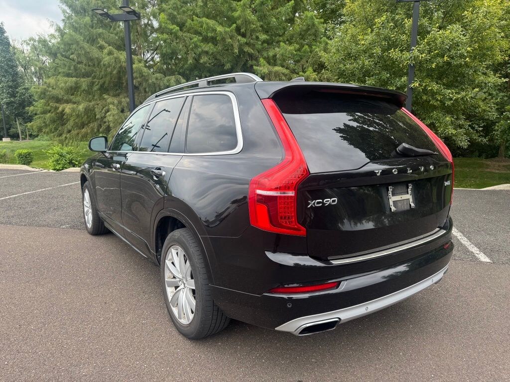 Used 2016 Volvo XC90 T6 Momentum AWD SUV