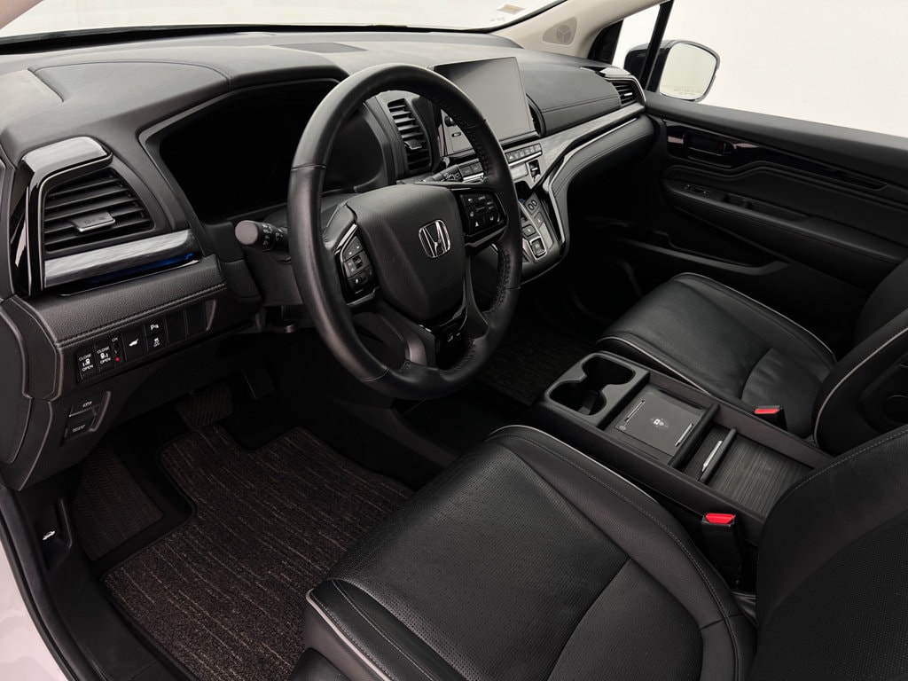 Used 2025 Honda Odyssey Elite Van