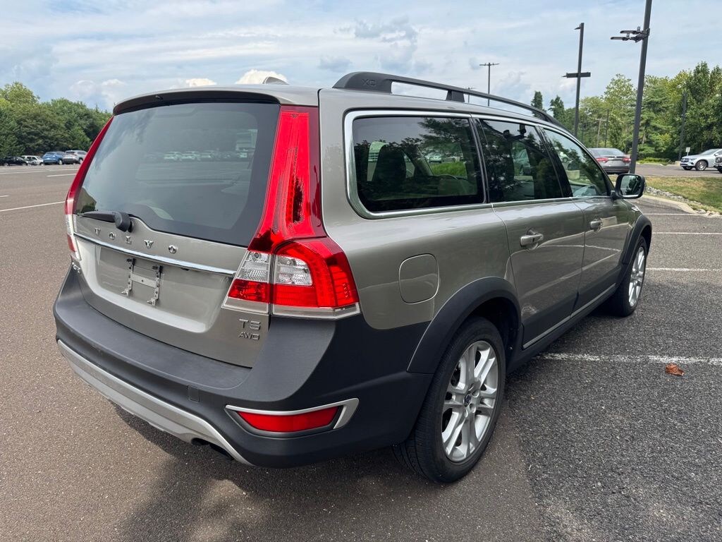 Used 2016 Volvo XC70 T5 Premier Wagon