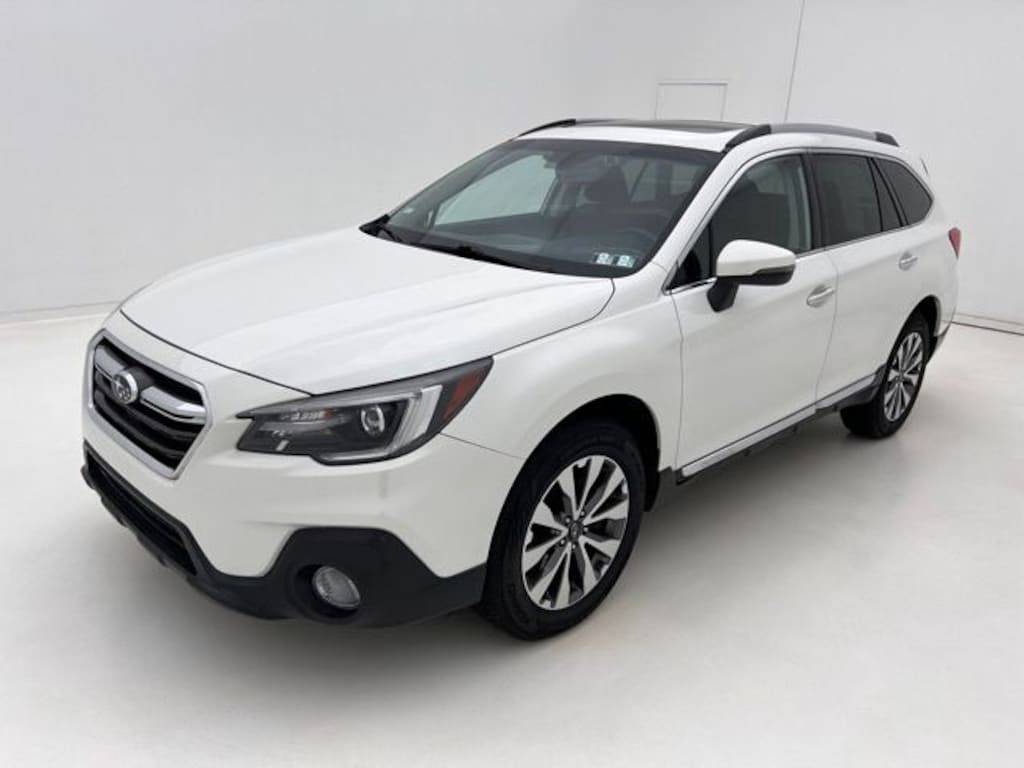 Used 2018 Subaru Outback 3.6R Touring with Starlink SUV
