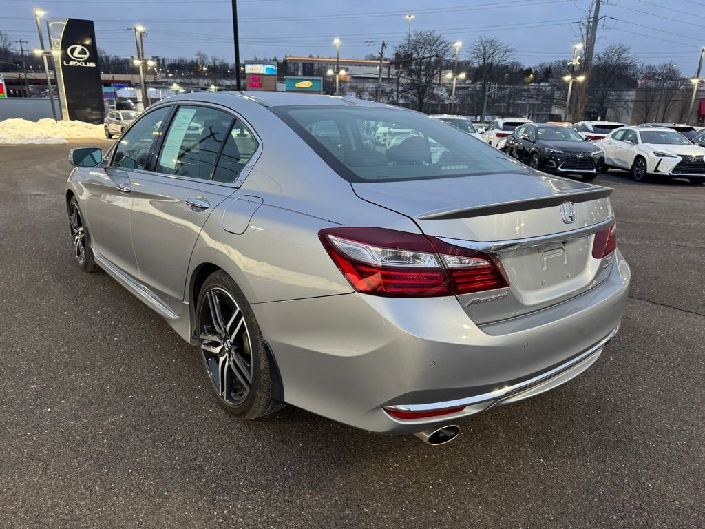 Used 2017 Honda Accord Touring V6 Sedan