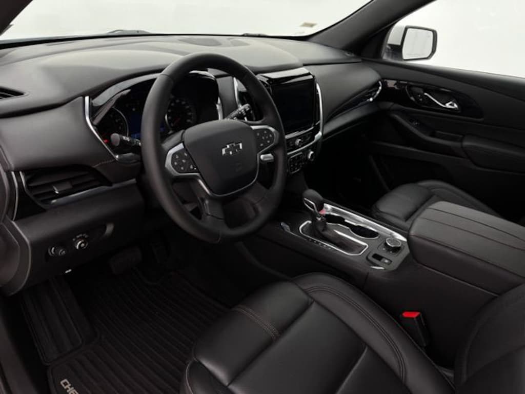 Used 2023 Chevrolet Traverse RS SUV