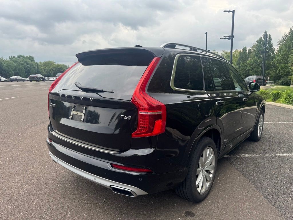 Used 2016 Volvo XC90 T6 Momentum AWD SUV