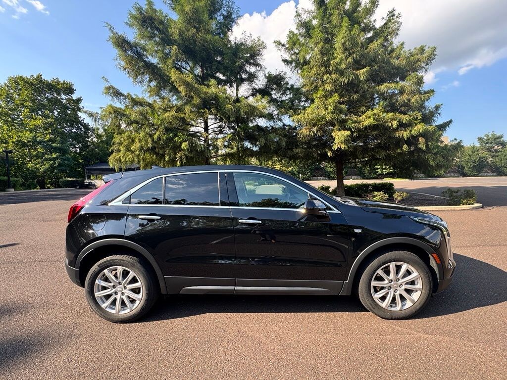 Used 2021 CADILLAC XT4 Luxury SUV