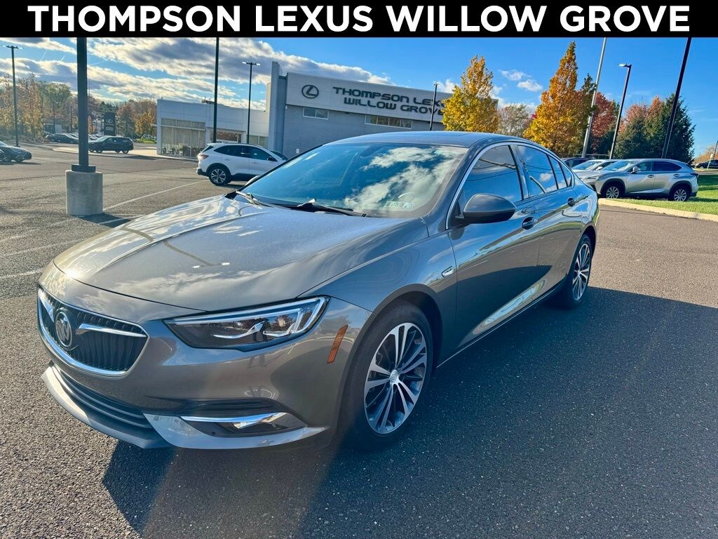 Used 2018 Buick Regal Sportback Essence Hatchback