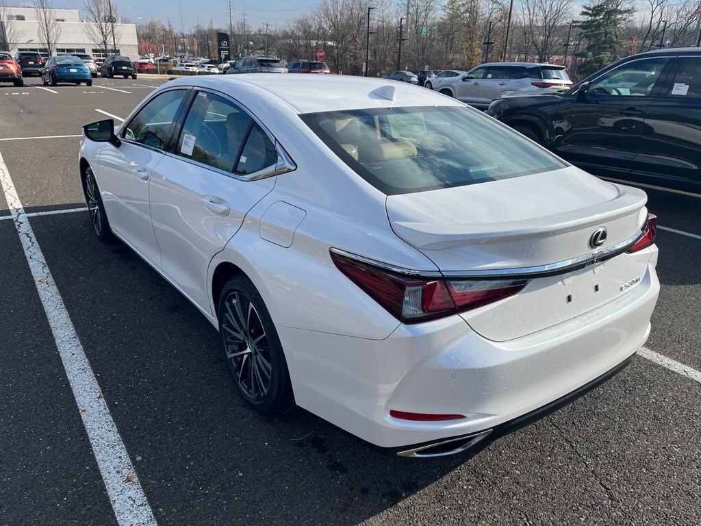 New 2025 Lexus ES 350 Base Sedan