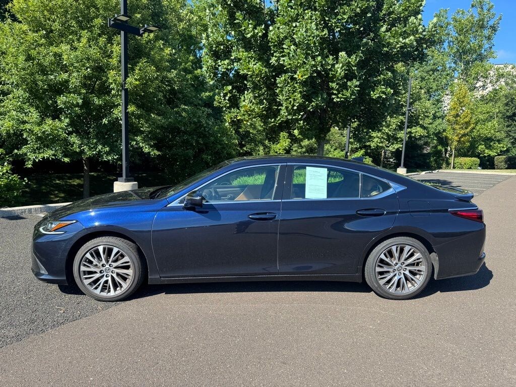 Certified 2021 Lexus ES 350 Sedan