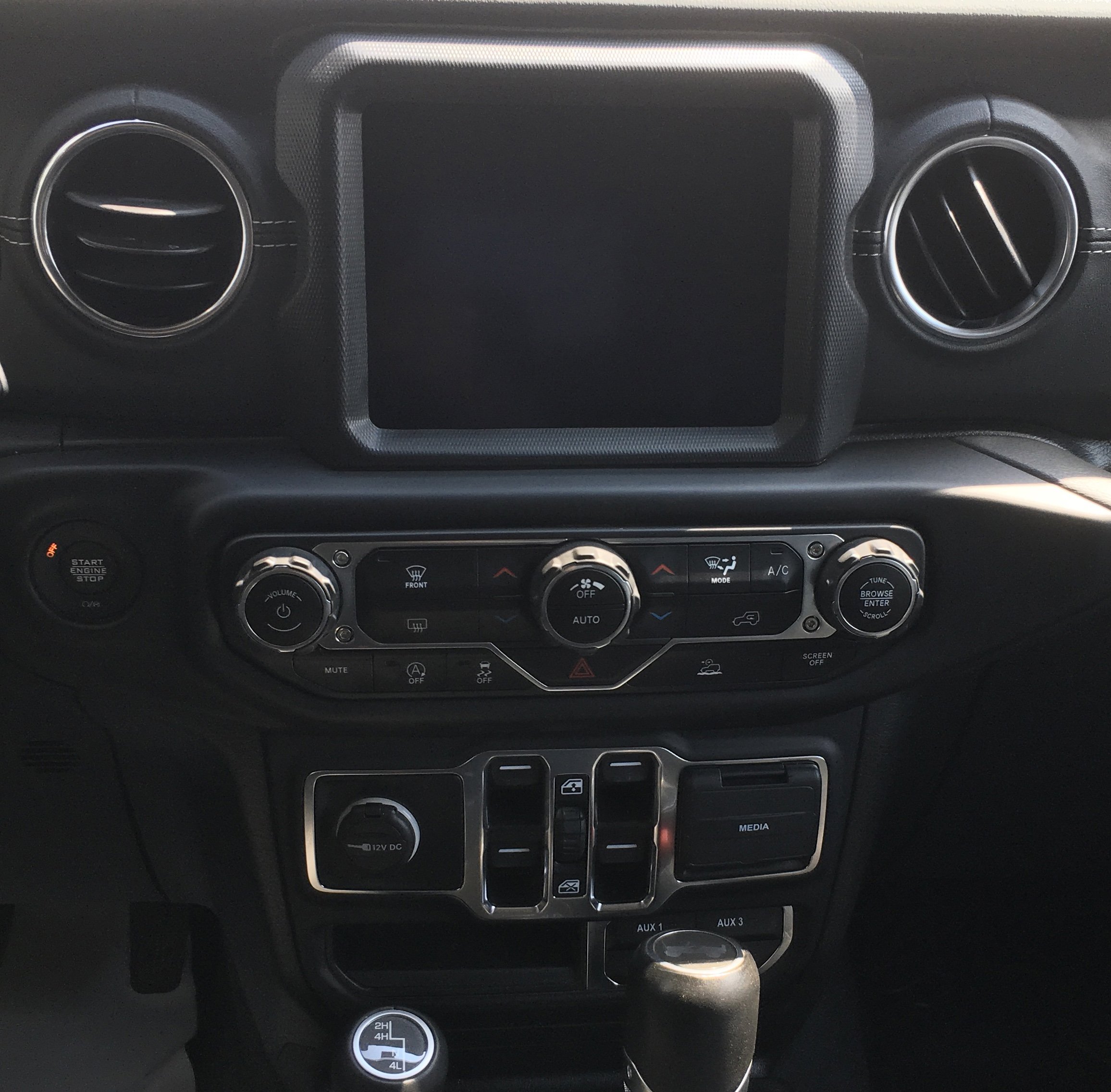 2021 Jeep Wrangler Unlimited Sahara - Photo 11