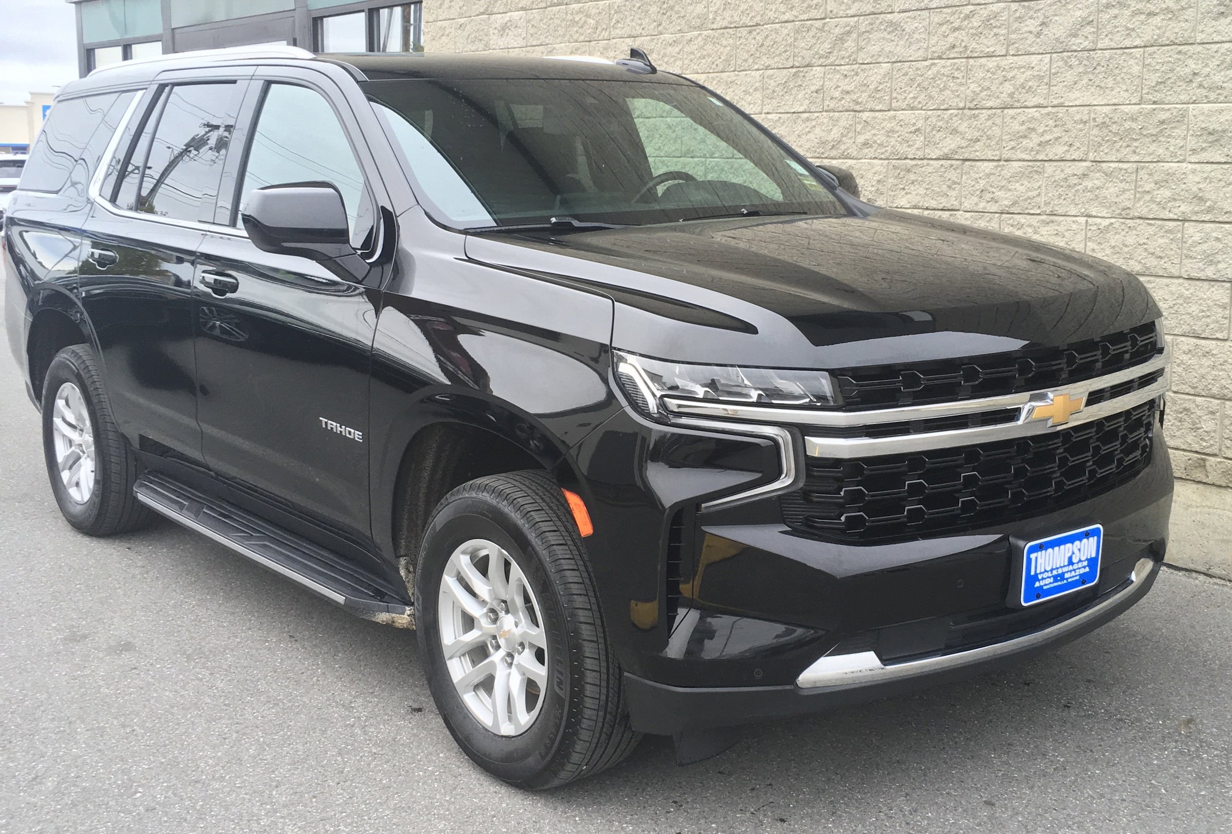 2023 Chevrolet Tahoe LS's photo