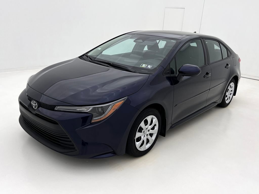 2024 Toyota Corolla LE photo 4