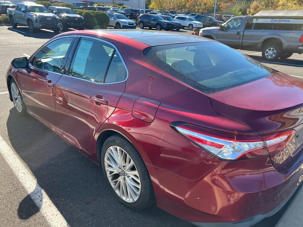 Used 2018 Toyota Camry XLE Sedan