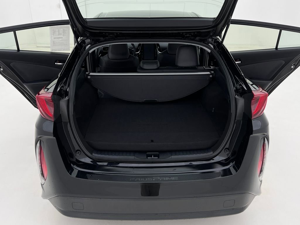 2022 Toyota Prius Prime XLE - Photo 23