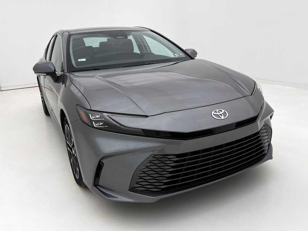 Used 2025 Toyota Camry XLE Sedan