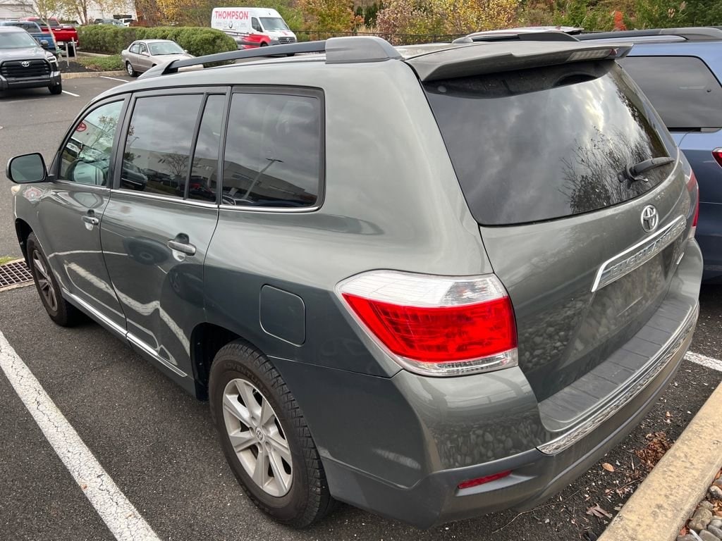 Used 2012 Toyota Highlander SE SUV