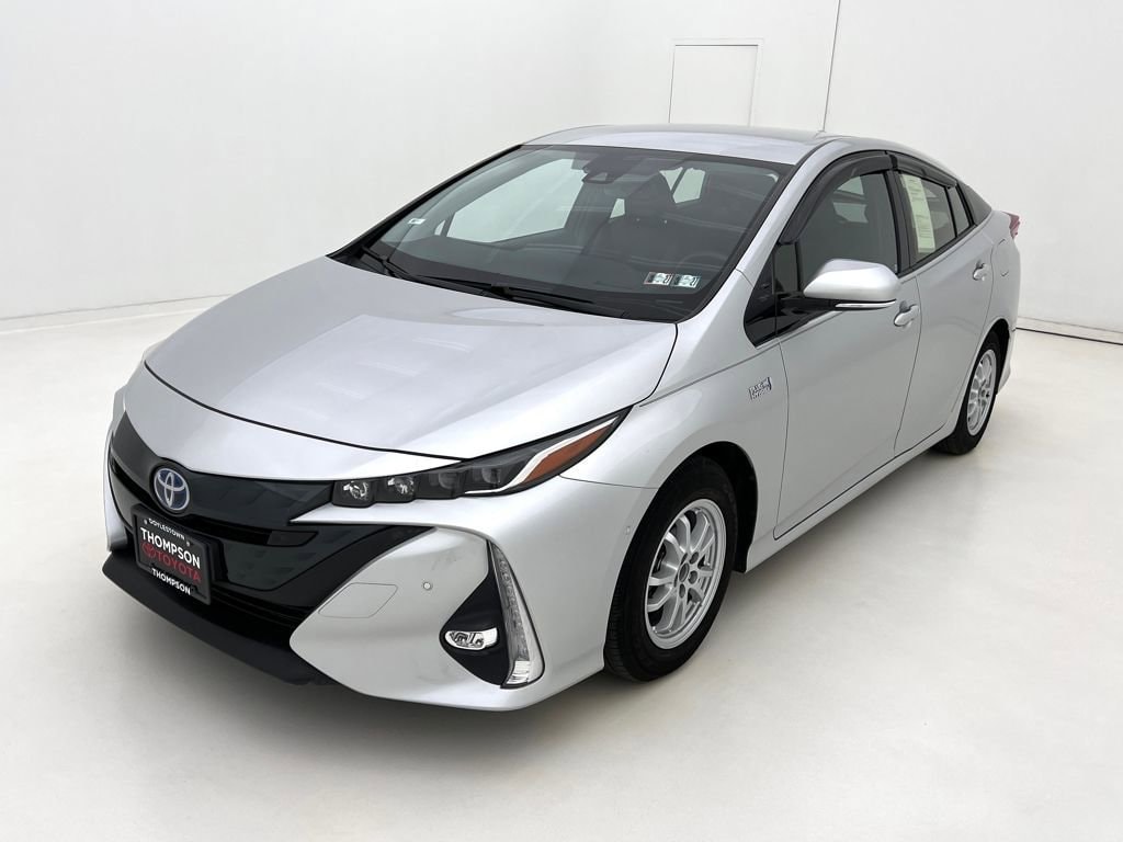 Used 2017 Toyota Prius Prime Advanced Hatchback