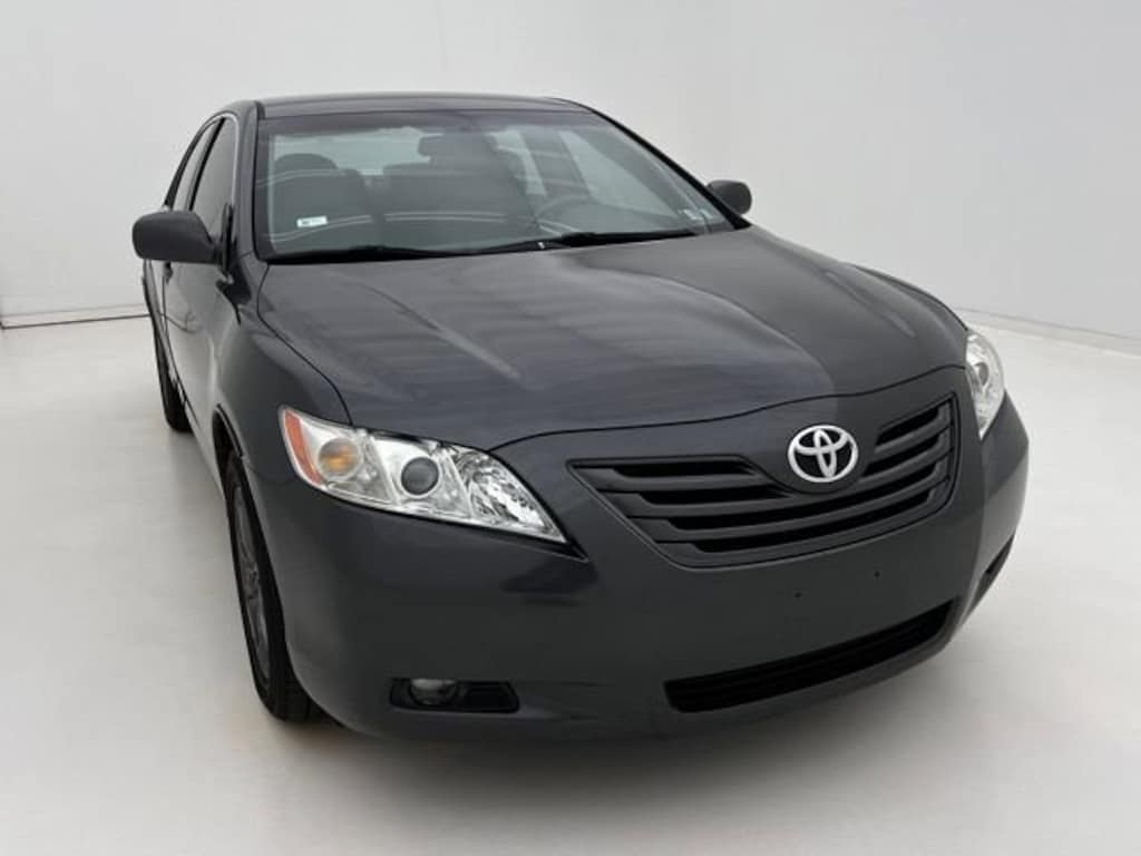 Used 2007 Toyota Camry LE Sedan