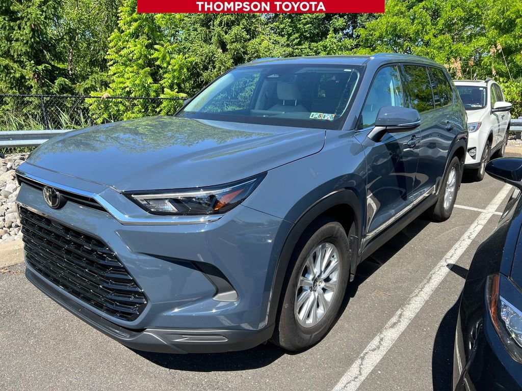 2025 Toyota Grand Highlander Hybrid XLE AWD's photo