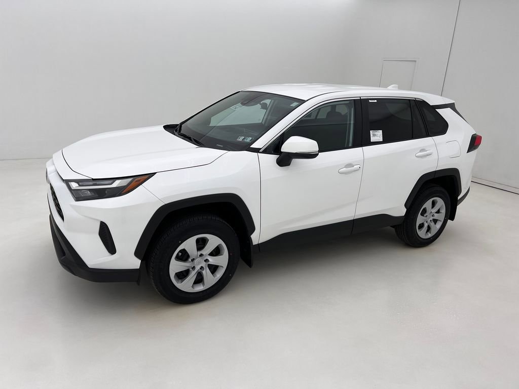 New 2025 Toyota RAV4 LE LE AWD SUV