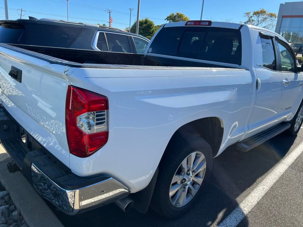 2015 Toyota Tundra Limited Grade photo 3