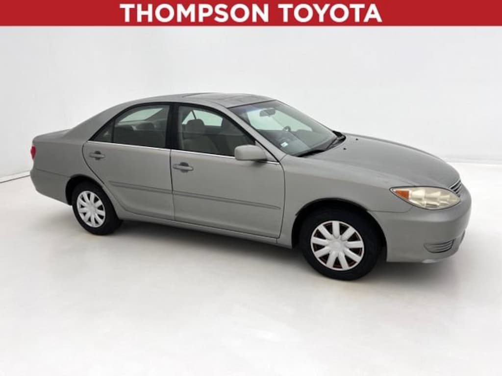 Used 2006 Toyota Camry LE Sedan