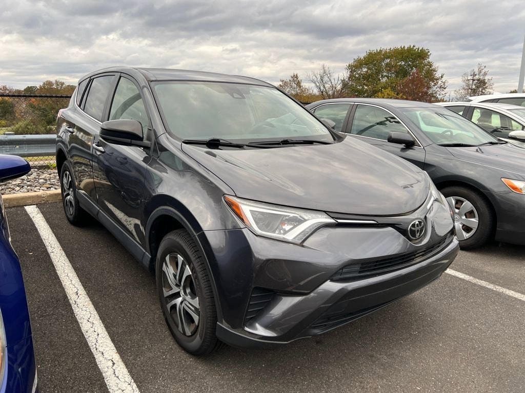 Used 2018 Toyota RAV4 LE SUV