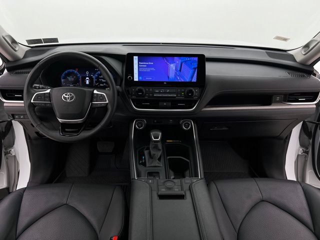 2024 Toyota Grand Highlander Limited - Photo 22