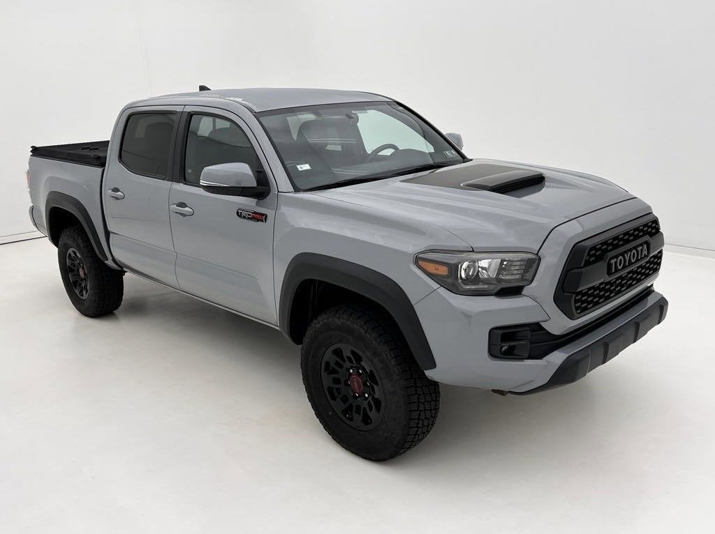 Used 2017 Toyota Tacoma TRD Pro with VIN 5TFCZ5ANXHX100832 for sale in Doylestown, PA