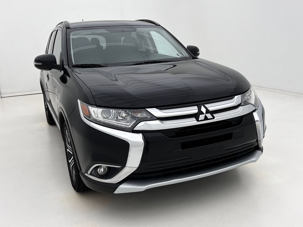 Used 2016 Mitsubishi Outlander SEL SUV