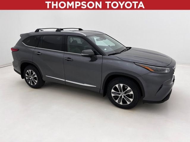 2022 Toyota Highlander SUV 