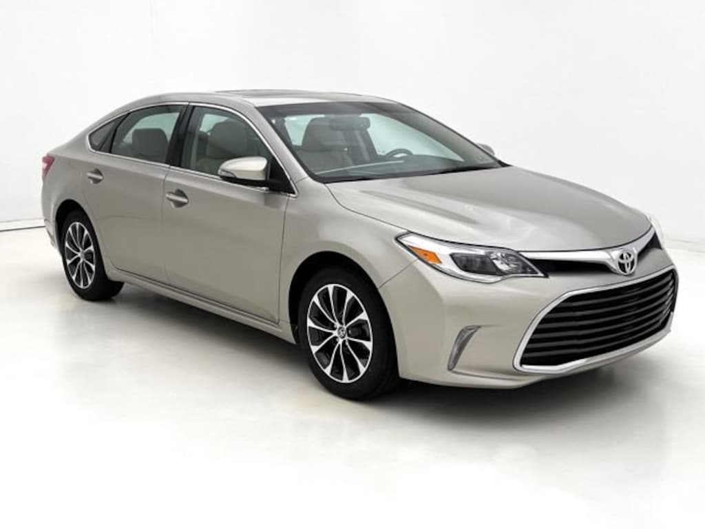 Used 2016 Toyota Avalon XLE Premium Sedan