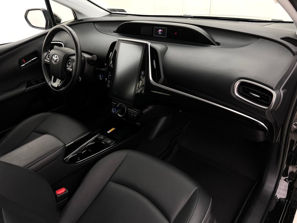 2022 Toyota Prius Prime XLE - Photo 13