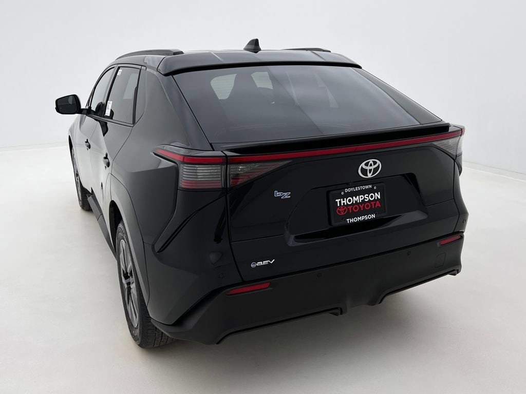 2026 Toyota bZ XLE - Photo 6