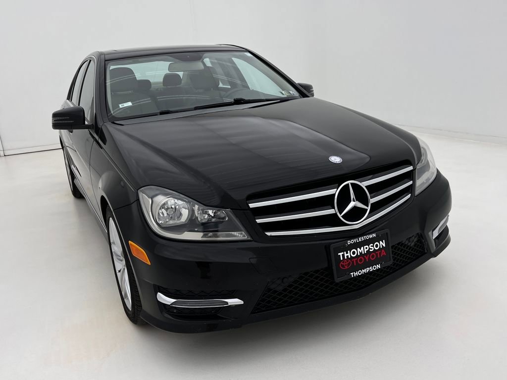 2014 Mercedes Benz C 300 Sedan photo 3