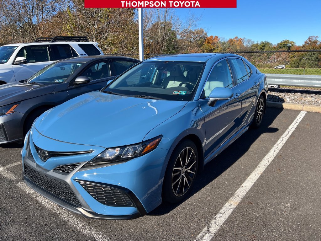 Used 2023 Toyota Camry SE Sedan