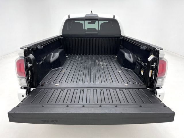 2022 Toyota Tacoma TRD Sport - Photo 11