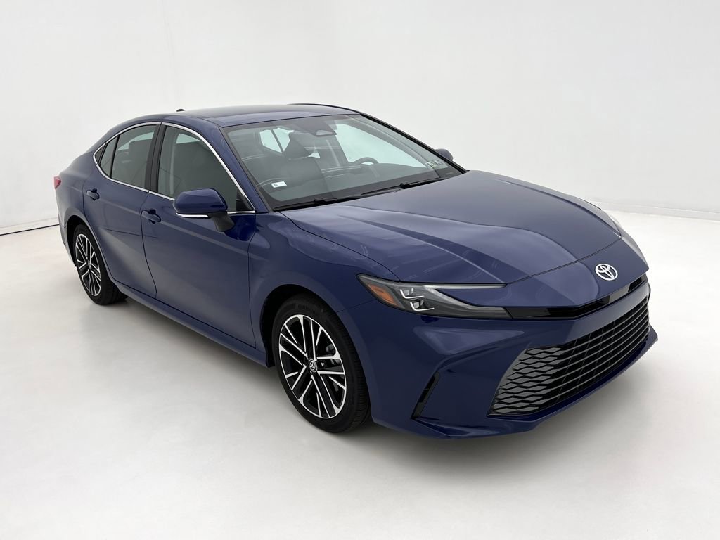 2025 Toyota Camry XLE photo 2