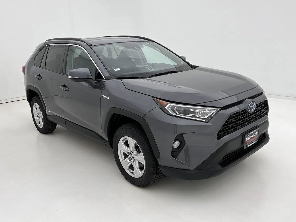 Used 2021 Toyota RAV4 XLE with VIN 4T3R6RFV9MU021881 for sale in Doylestown, PA