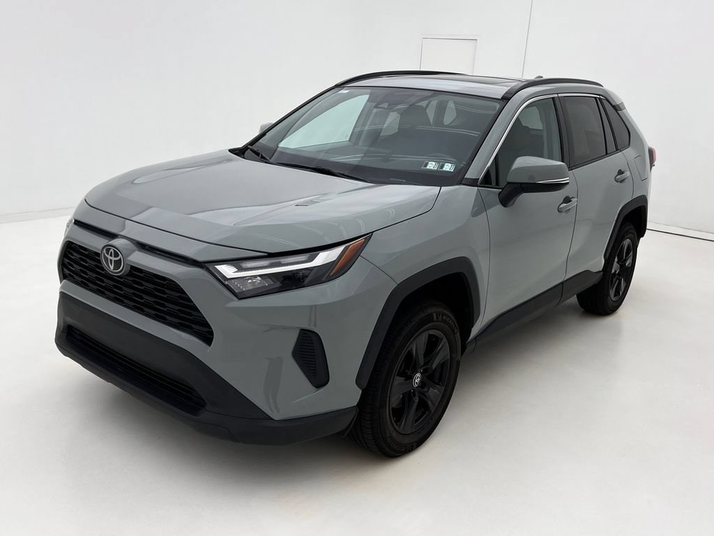 Used 2022 Toyota RAV4 XLE SUV