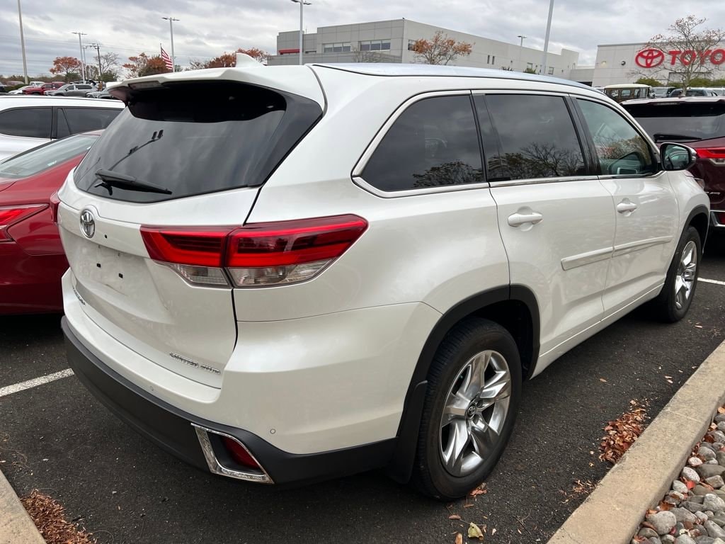 Used 2019 Toyota Highlander Limited SUV