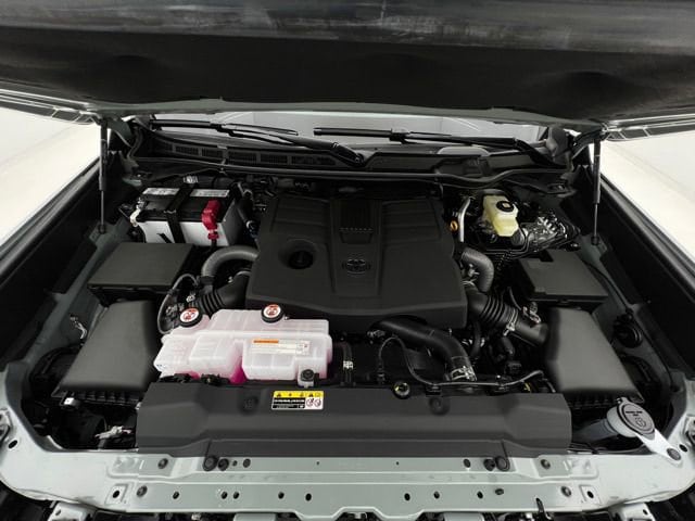 2026 Toyota Tundra SR5 - Photo 14